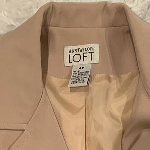 Ann Taylor Loft jacket Stepping into Spring in style with this classy comfy